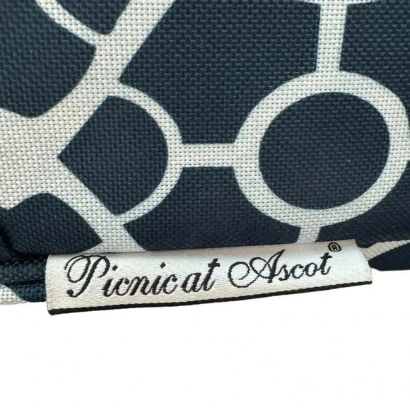 NWOT PICNIC AT ASCOT Wine for 2 Insulated Bag Carrier Navy Shoulder Strap Travel - Picture 8 of 8
